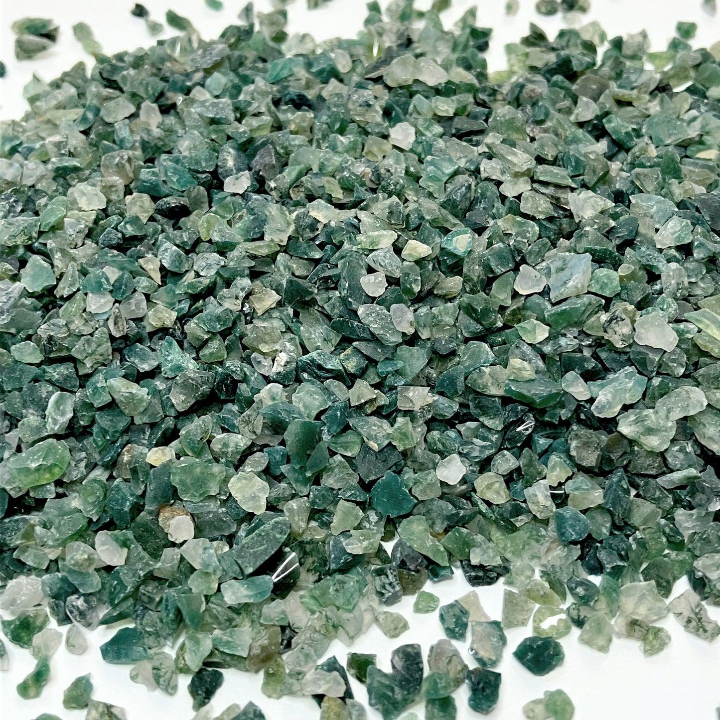 Crushed Dark Green Moss Agate Chips from India, Pea-Sized Gravel (2mm-4mm) for Inlay, Resin Art, Embellishments or Orgone Pyramids
