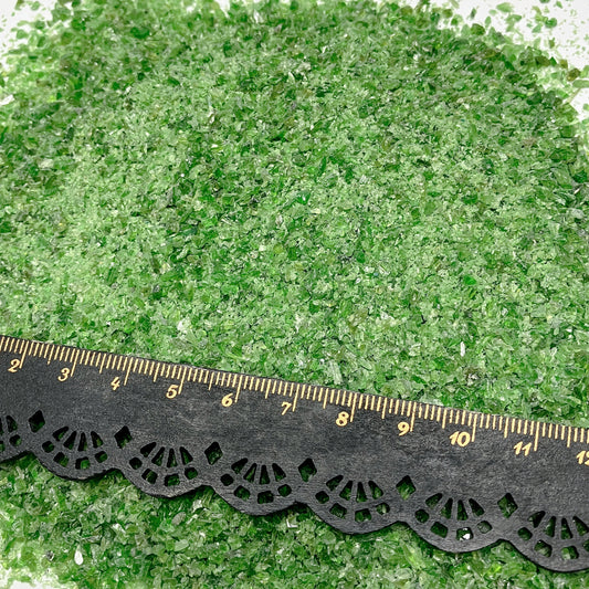 Crushed PREMIUM Gemmy Chrome Diopside (Pyroxene) Sand from Siberia, Medium Sand (0.25mm-2mm) for Woodworking and Ring Inlay, Resin Art, Memorial Jewelry