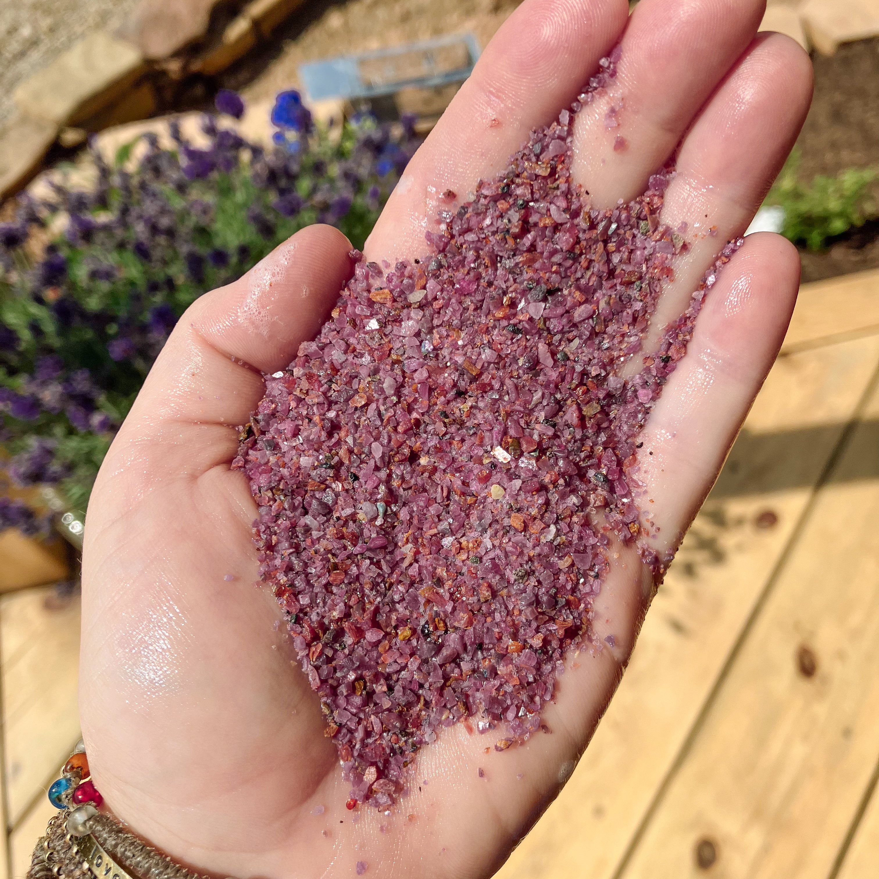 *CLOSEOUT* Crushed Ruby Sand from India, 4 Ounces, Medium Sand (0.25mm ...
